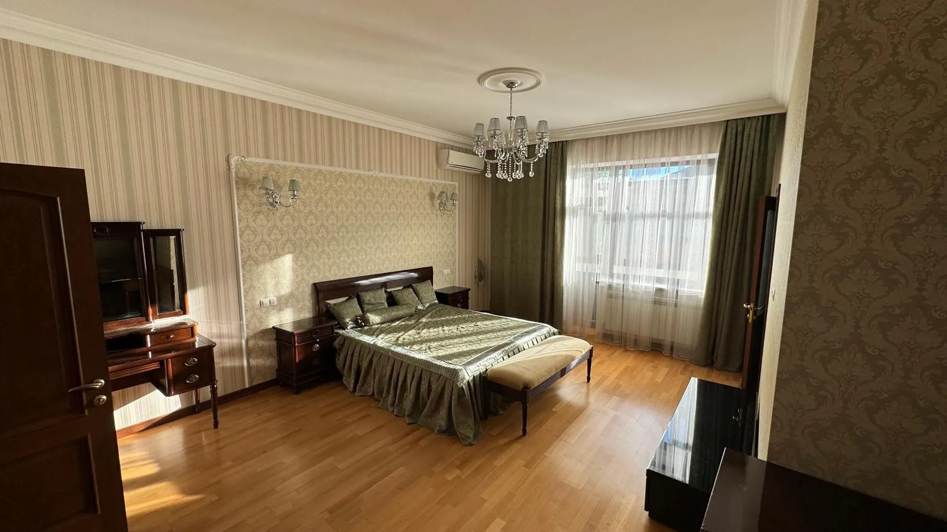 Apartment 4-Х Комнатная Квартира Nur-Sultan  Kazakhstan