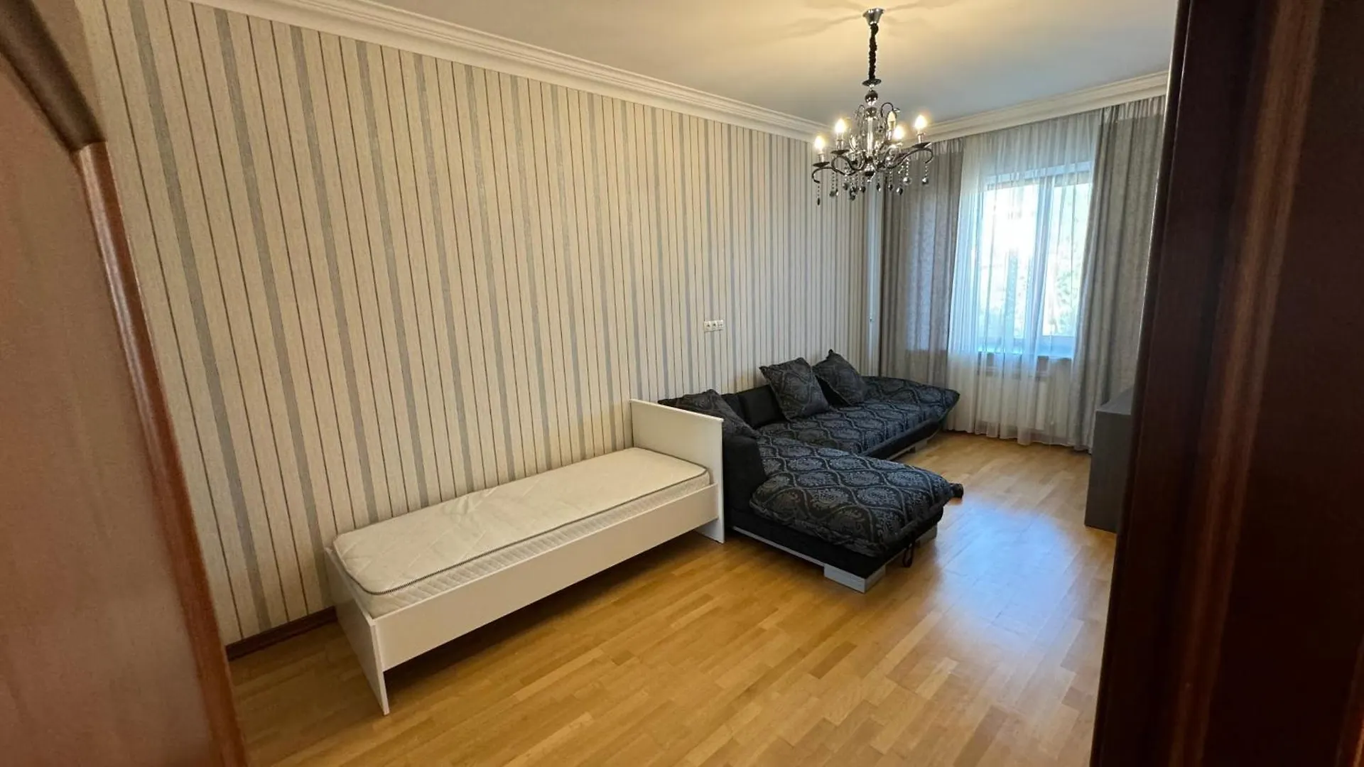 4-Х Комнатная Квартира Nur-Sultan  Nur-Sultan (Astana)